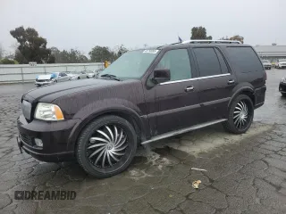 2006 Lincoln Navigator Luxury with VIN 5LMFU27516LJ21714, listed as a Copart auction lot 48750095 with 170,173 mi miles and Salvage Title. Bid and sale history available at carsss.com. Image 1.