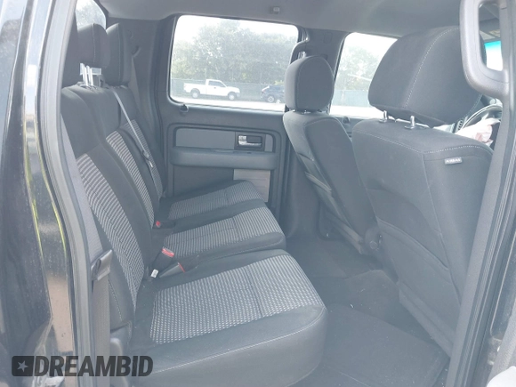 2014 Ford F-150 XL with VIN 1FTEW1CM2EFC12721, listed as a IAAI auction lot 39868316 with 272,351 mi miles. Bid and sale history available at carsss.com. Image 8.