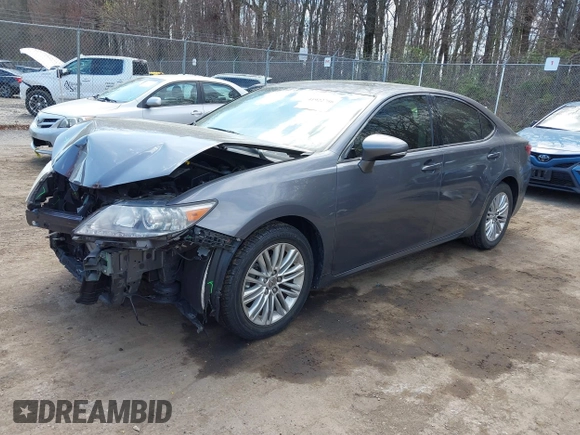 2013 Lexus ES 4dr Sdn with VIN JTHBK1GG4D2028601, listed as a IAAI auction lot 41922786 with 149,007 mi miles. Bid and sale history available at carsss.com. Image 17.