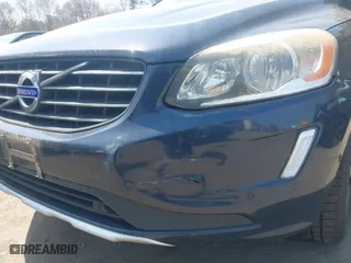 2015 Volvo XC60 T6 with VIN YV4902RK5F2762130, listed as a IAAI auction lot 42080997 with 174,623 mi miles. Bid and sale history available at carsss.com. Image 6.