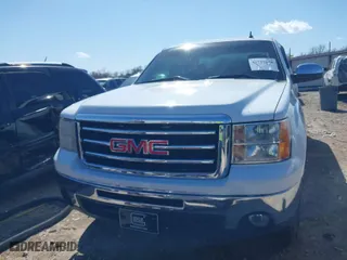 2013 GMC Sierra 1500 SLE with VIN 1GTR2VE7XDZ358423, listed as a IAAI auction lot 41727698 with 144,200 mi miles. Bid and sale history available at carsss.com. Image 13.