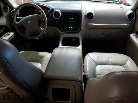 2005 Ford Expedition Eddie Bauer z VIN 1FMFU18505LA32517, wystawiony jako Copart lot #51774225 z przebiegiem 236 079 mil mil oraz Szkoda całkowita • Salvage title. Historia ofert i sprzedaży dostępna na DreamBid. Obrazek 8.