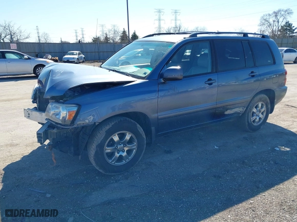 2006 Toyota Highlander with VIN JTEGP21A460126024, listed as a IAAI auction lot 41804162 with 172,119 mi miles. Bid and sale history available at carsss.com. Image 2.