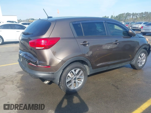 2014 Kia Sportage LX with VIN KNDPB3AC9E7648454, listed as a IAAI auction lot 41898146 with 200,934 mi miles. Bid and sale history available at carsss.com. Image 4.