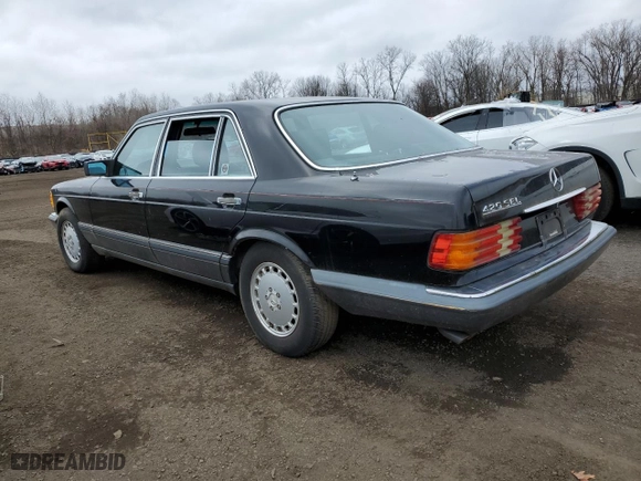 1991 Mercedes-Benz 420 Series 420SEL with VIN WDBCA35E6MA588873, listed as a Copart auction lot 49659915 with 85,565 mi miles and Non Repairable. Bid and sale history available at carsss.com. Image 2.