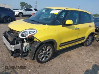 2014 FIAT 500L Trekking with VIN ZFBCFADH6EZ021166, listed as a IAAI auction lot 42392165 with 96,035 mi miles and . Bid and sale history available at DreamBid. Image 18.