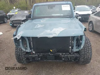 2022 Ford Bronco with VIN 1FMDE5BH1NLB25626, listed as a IAAI auction lot 41936732 with 50,963 mi miles and . Bid and sale history available at DreamBid. Image 12.