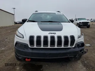 2015 Jeep Cherokee Trailhawk z VIN 1C4PJMBB5FW712933, wystawiony jako Copart lot #45844265 z przebiegiem 90 827 mil mil oraz Szkoda całkowita • Salvage title. Historia ofert i sprzedaży dostępna na DreamBid. Obrazek 5.