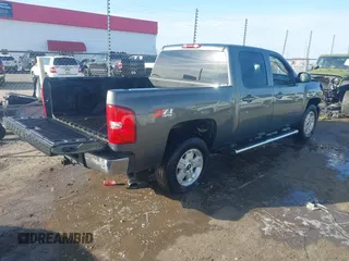 2011 Chevrolet Silverado 1500 LTZ with VIN 3GCPKTE39BG212827, listed as a IAAI auction lot 41044871 with 197,096 mi miles and . Bid and sale history available at DreamBid. Image 4.