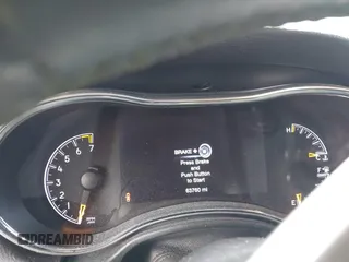 2020 Jeep Grand Cherokee Limited X z VIN 1C4RJEBG2LC245171, wystawiony jako IAAI lot #42230259 z przebiegiem 63 760 mil mil oraz . Historia ofert i sprzedaży dostępna na DreamBid. Obrazek 7.