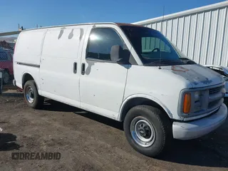 2000 Chevrolet Express Cargo with VIN 1GCHG35R0Y1238783, listed as a IAAI auction lot 40787204 with 263,915 mi miles and . Bid and sale history available at DreamBid. Image 1.