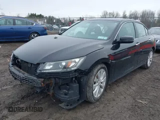 2013 Honda Accord Sdn EX-L with VIN 1HGCR2F82DA086652, listed as a IAAI auction lot 41757842 with 104,999 mi miles. Bid and sale history available at carsss.com. Image 18.