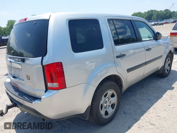2014 Honda Pilot LX with VIN 5FNYF4H22EB024677, listed as a IAAI auction lot 42645408 with 133,271 mi miles and . Bid and sale history available at DreamBid. Image 4.