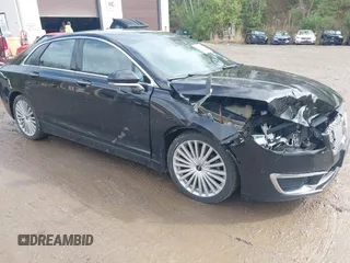 2017 Lincoln MKZ Reserve z VIN 3LN6L5F94HR632947, wystawiony jako IAAI lot #42174392 z przebiegiem 69 848 mil mil oraz . Historia ofert i sprzedaży dostępna na DreamBid. Obrazek 1.