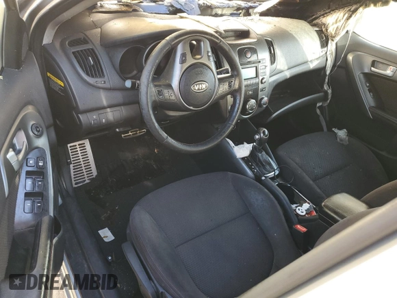 2012 Kia Forte SX с VIN KNAFW5A35C5580722, выставлен на аукционе Copart как лот 44570615 с пробегом Не указан миль и Списание • Salvage title. История ставок и продаж доступна на DreamBid. Изображение 8.