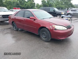 2006 Toyota Camry STD z VIN 4T1BE30K86U153428, wystawiony jako IAAI lot #42511434 z przebiegiem 192 966 mil mil oraz . Historia ofert i sprzedaży dostępna na DreamBid. Obrazek 1.
