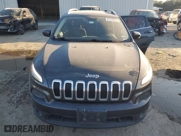 2017 Jeep Cherokee Latitude with VIN 1C4PJLCB8HW660774, listed as a Copart auction lot 41416015 with 112,360 mi miles and Salvage Title. Bid and sale history available at carsss.com. Image 5.