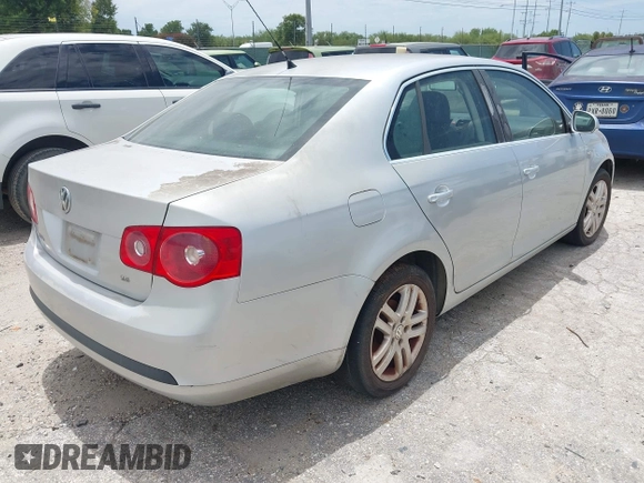 2007 Volkswagen Jetta Wolfsburg Edition with VIN 3VWEF71K87M196027, listed as a IAAI auction lot 42804650 with 205,019 mi miles and . Bid and sale history available at DreamBid. Image 4.