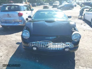 2002 Ford Thunderbird w/Hardtop Premium with VIN 1FAHP60AX2Y116200, listed as a IAAI auction lot 40129557 with 88,991 mi miles. Bid and sale history available at carsss.com. Image 12.