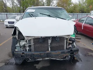 2005 Toyota Sienna XLE z VIN 5TDZA22C15S290471, wystawiony jako IAAI lot #42028879 z przebiegiem 298 992 mil mil oraz . Historia ofert i sprzedaży dostępna na DreamBid. Obrazek 12.