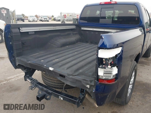 2023 Nissan Frontier S z VIN 1N6ED1CL4PN611312, wystawiony jako IAAI lot #41053292 z przebiegiem 23 559 mil mil oraz . Historia ofert i sprzedaży dostępna na DreamBid. Obrazek 6.