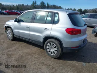 2012 Volkswagen Tiguan with VIN WVGCV7AX6CW589605, listed as a IAAI auction lot 41916090 with 123,223 mi miles and . Bid and sale history available at DreamBid. Image 3.