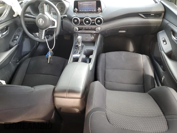 2023 Nissan Sentra S z VIN 3N1AB8BV1PY303460, wystawiony jako Copart lot #55995905 z przebiegiem 36 112 mil mil oraz Nie do naprawy • Non repairable. Historia ofert i sprzedaży dostępna na DreamBid. Obrazek 8.