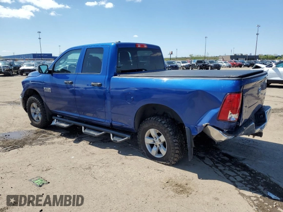 2017 Ram 1500 ST z VIN 1C6RR7FG6HS682111, wystawiony jako Copart lot #56308765 z przebiegiem 61 604 mil mil oraz Szkoda całkowita • Salvage title. Historia ofert i sprzedaży dostępna na DreamBid. Obrazek 2.