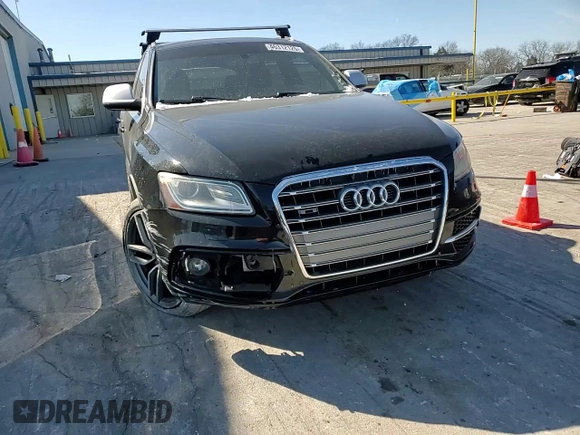 2014 Audi SQ5 Premium Plus z VIN WA1CGAFP8EA057710, wystawiony jako Copart lot #46312125 z przebiegiem 161 095 mil mil oraz Szkoda całkowita • Salvage title. Historia ofert i sprzedaży dostępna na DreamBid. Obrazek 14.