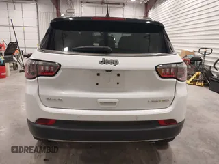 2023 Jeep Compass (RED) Edition z VIN 3C4NJDCN1PT569129, wystawiony jako IAAI lot #42407967 z przebiegiem 22 720 mil mil oraz . Historia ofert i sprzedaży dostępna na DreamBid. Obrazek 16.