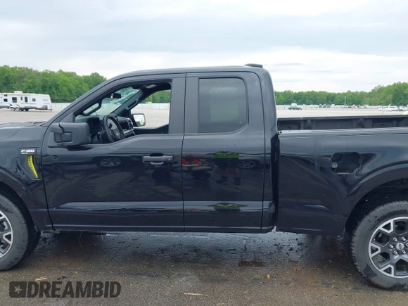 2024 Ford F-150 with VIN 1FTEX2LP1RKE72862, listed as a IAAI auction lot 42214197 with 25,672 mi miles and . Bid and sale history available at DreamBid. Image 15.