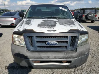 2008 Ford F-150 XL with VIN 1FTVF12548KB82613, listed as a Copart auction lot 44939455 with 281,353 mi miles and Salvage title. Bid and sale history available at DreamBid. Image 5.