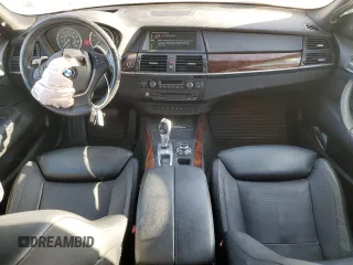 2013 BMW X5 xDrive50i with VIN 5UXZV8C55D0C16304, listed as a Copart auction lot 53406135 with 103,704 mi miles and Salvage title. Bid and sale history available at DreamBid. Image 8.