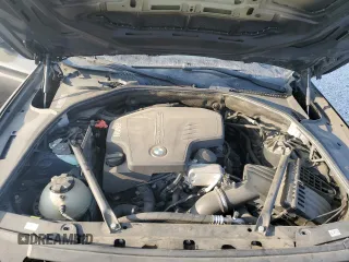 2014 BMW 5 Series 528i z VIN WBA5A5C5XED500347, wystawiony jako Copart lot #58215215 z przebiegiem 205 748 mil mil oraz Szkoda całkowita • Salvage title. Historia ofert i sprzedaży dostępna na DreamBid. Obrazek 11.