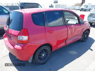 2008 Honda Fit with VIN JHMGD384X8S058806, listed as a IAAI auction lot 42003885 with 216,612 mi miles. Bid and sale history available at carsss.com. Image 4.