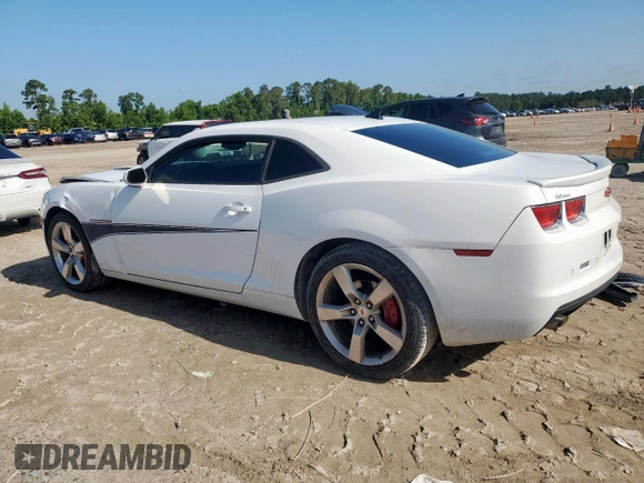 2011 Chevrolet Camaro 2LT с VIN 2G1FC1ED7B9212026, выставлен на аукционе Copart как лот 58577625 с пробегом 151 879 миль миль и Списание • Salvage title. История ставок и продаж доступна на DreamBid. Изображение 2.