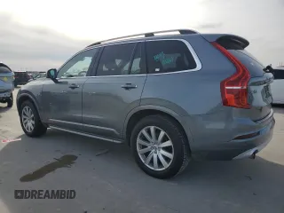 2018 Volvo XC90 Momentum with VIN YV4102CK1J1341266, listed as a Copart auction lot 84207164 with 219,952 mi miles and Clean Title. Bid and sale history available at carsss.com. Image 2.
