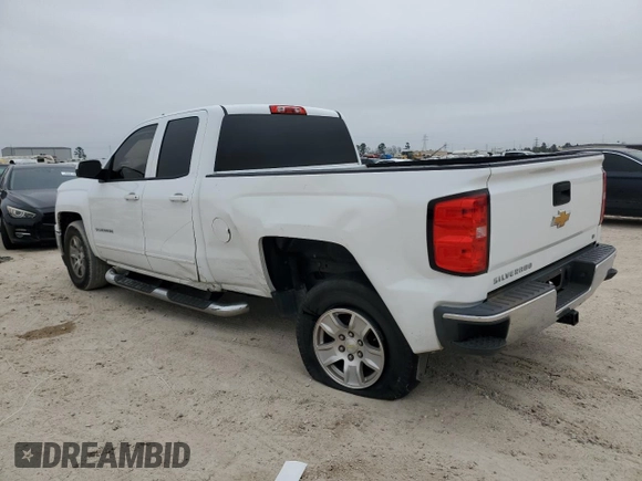 2015 Chevrolet Silverado 1500 LT with VIN 1GCRCREH4FZ387609, listed as a Copart auction lot 45706205 with 136,500 mi miles and Salvage Title. Bid and sale history available at carsss.com. Image 2.
