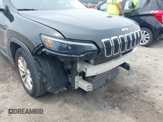 2020 Jeep Cherokee Latitude with VIN 1C4PJLCB5LD539057, listed as a IAAI auction lot 42282345 with 68,676 mi miles and . Bid and sale history available at DreamBid. Image 18.
