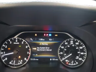 2017 Nissan Maxima SV z VIN 1N4AA6AP9HC416595, wystawiony jako IAAI lot #42385192 z przebiegiem 73 135 mil mil oraz . Historia ofert i sprzedaży dostępna na DreamBid. Obrazek 7.