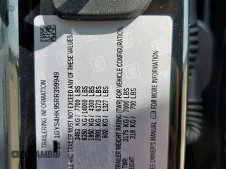 2024 Cadillac Escalade AWD V-Series z VIN 1GYS4HK95RR399949, wystawiony jako Copart lot #59360395 z przebiegiem 6 163 mil mil oraz Szkoda całkowita • Salvage title. Historia ofert i sprzedaży dostępna na DreamBid. Obrazek 12.