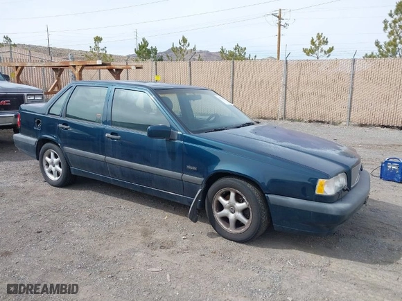 1996 Volvo S70 with VIN YV1LS5548T2285128, listed as a IAAI auction lot 41754769 with 109,101 mi miles. Bid and sale history available at carsss.com. Image 1.