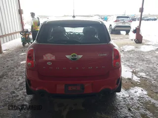 2014 MINI Countryman S with VIN WMWZC3C53EWP27111, listed as a IAAI auction lot 42192799 with 136,945 mi miles and . Bid and sale history available at DreamBid. Image 16.
