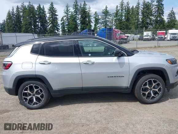 2025 Jeep Compass Limited with VIN 3C4NJDCNXST579277, listed as a IAAI auction lot 42544071 with 182 mi miles and . Bid and sale history available at DreamBid. Image 13.