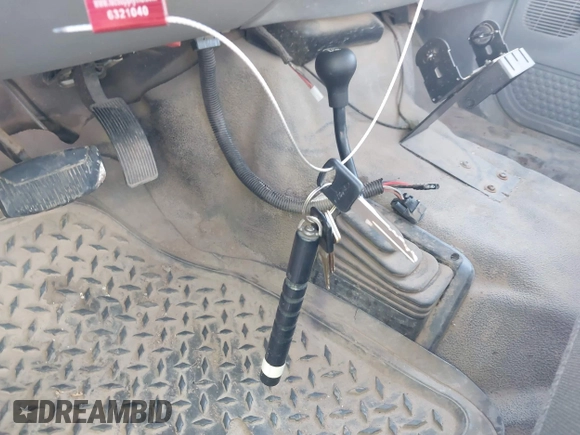 2007 Ford F-350 с VIN 1FDSF35P67EA42339, выставлен на аукционе IAAI как лот 41457797 с пробегом 72 297 миль миль и . История ставок и продаж доступна на DreamBid. Изображение 11.