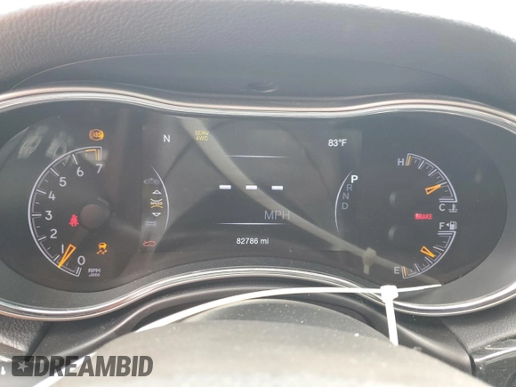 2018 Jeep Grand Cherokee Trailhawk with VIN 1C4RJFLG1JC264781, listed as a Copart auction lot 61524135 with 82,786 mi miles and Salvage title. Bid and sale history available at DreamBid. Image 9.