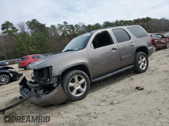 2013 Chevrolet Tahoe LT z VIN 1GNSKBE03DR181613, wystawiony jako Copart lot #49804675 z przebiegiem 227 939 mil mil oraz Szkoda całkowita • Salvage title. Historia ofert i sprzedaży dostępna na DreamBid. Obrazek 1.