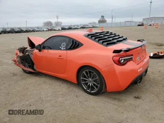2017 Toyota 86 with VIN JF1ZNAA15H8707796, listed as a Copart auction lot 43266525 with 34,261 mi miles and Salvage Title. Bid and sale history available at carsss.com. Image 2.