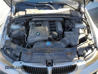 2006 BMW 3 Series 330i with VIN WBAVB33516PS13416, listed as a Copart auction lot 54619965 with 144,936 mi miles and Salvage Title. Bid and sale history available at DreamBid. Image 11.