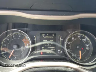 2017 Jeep Cherokee Altitude z VIN 1C4PJLAS3HW541226, wystawiony jako Copart lot #61276275 z przebiegiem 117 934 mil mil oraz Szkoda całkowita • Salvage title. Historia ofert i sprzedaży dostępna na DreamBid. Obrazek 9.